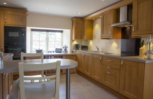 Worton Maison | Throstle Nest House