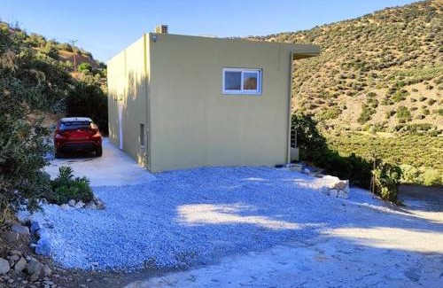Agia Galini Maison | THROUBI VILLA