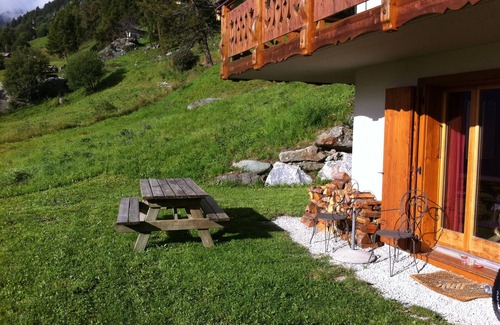 Heremence Chalet De Ski | Thyon-les Collons: à côté des pistes de ski, grande terrasse