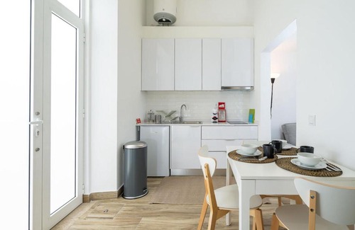 Fuseta Maison | Tia Anica House II - apartment with terrace in central Fuseta beach village
