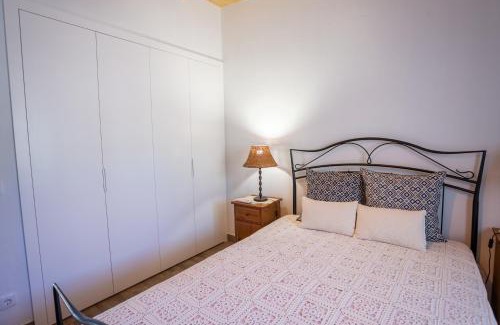 Casevel Maison | Tia Antonia
