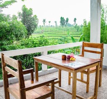 Kecamatan Praya Barat Daya Maison | Tiara Homestay