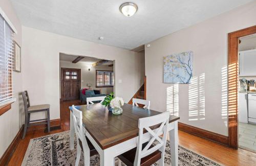 Clintonville Maison | Tibet Twins Suites For 12