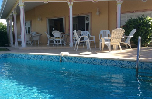 Saint-Francois Villa | Tibomb VILLA DE CHARME AVEC VUE MER A 180° à 130 mètres de la plage