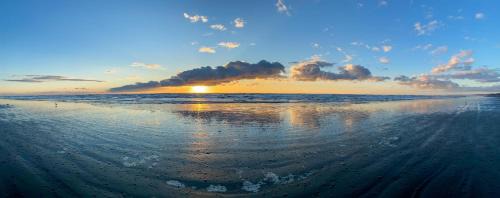 Ocean Shores Chalet De Ski | Tidal House #7