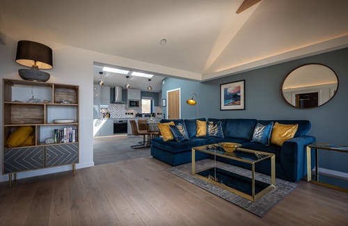 Halistra Maison | Tidal Reach, Dunhallin