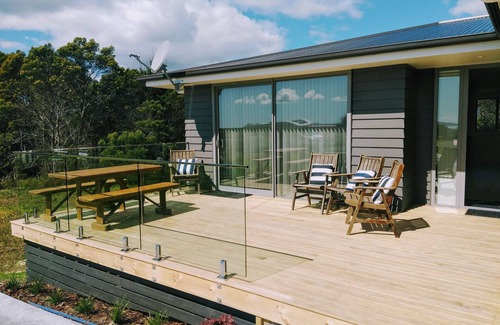 Cable Bay Maison | 5 Minutes stroll to the Beach