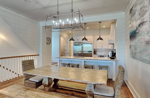 Dune Allen Beach Maison | Tide Me Over | Lux Home, Gulf View + Bikes