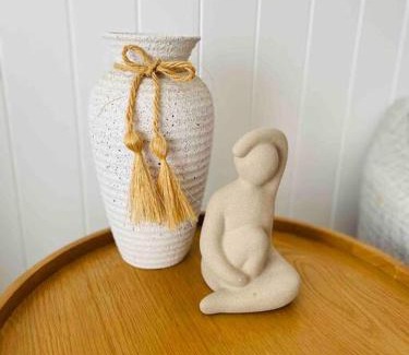 Vincentia Maison | Tide 'n' Seek: Family Beach House with Games Room