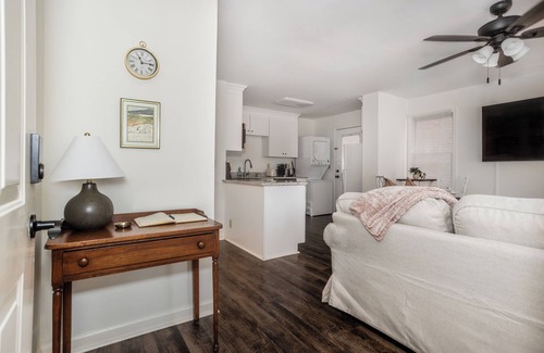 Central Appartement | 3br APT - Perfect Location | Clemson Games & Visits