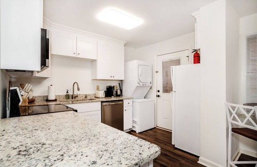 Central Appartement | 3br APT - Perfect Location | Clemson Games & Visits