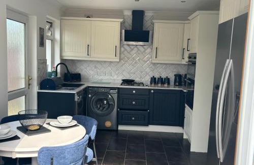 Prestwick Maison | Tigh Lochlainn