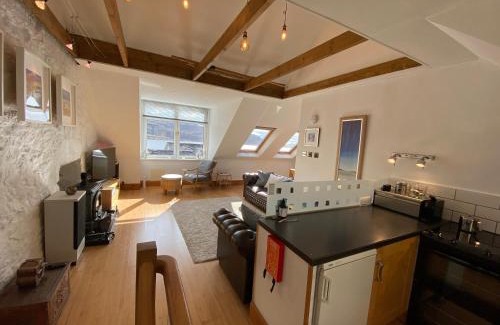 Tighnabruaich Appartement | Tighnabruaich Duplex Apartment - Sea Views