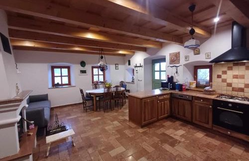 Monoszlo Maison | Tik hegyi ház