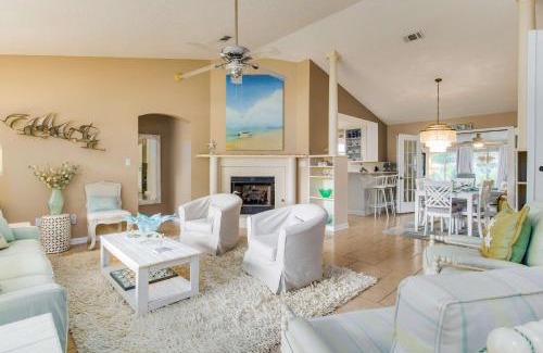 Navarre Maison | Tiki Bliss Pool & Resort Vibe