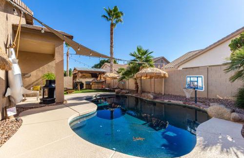 Ashley Park Maison | Tiki Time Perfect Pool Home in Chandler! Sleeps 8! home