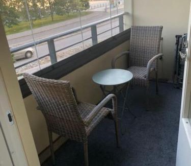 Vantaa City Centre Appartement | Tilava kolmio aseman vieressä kaksi makuuhuonetta
