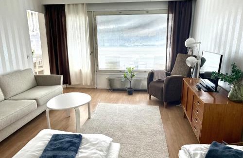 Jalasjarvi Appartement | Tilava kt yksiö, lasitettu parveke