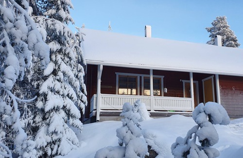 Rovaniemi Chalet De Ski | Tilhi Chalet