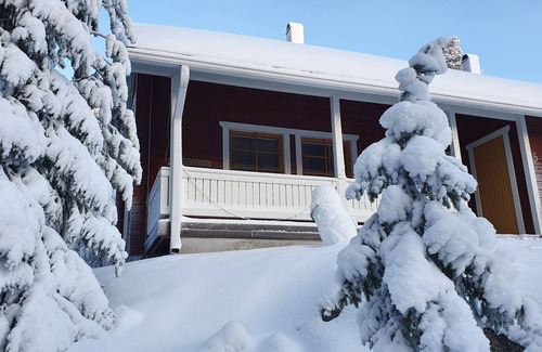 Rovaniemi Chalet De Ski | Tilhi Chalet