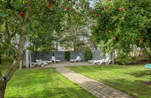Ballum Maison | "Tilla" - 600m from the sea by Interhome