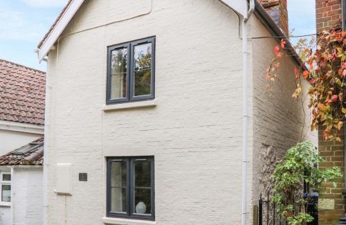 Edington Maison | Tilly's Cottage