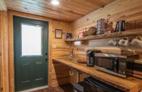 Letohatchee Cabine | Timber Retreat Rustic Tree House