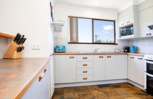 Culburra Beach Maison | Time and Tide - Pet Friendly - 1 Min Walk to Beach
