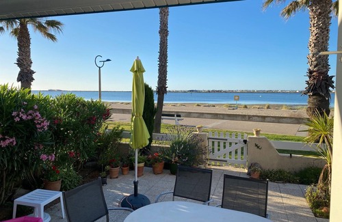 Gruissan Maison | Time out on the beach with a wide range of leisure activities.