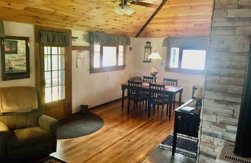 Gaines Cabine | Réservez maintenant pour 2019! Découvrez le ciel noir à Cherry Springs!
