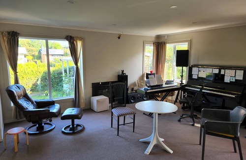 Leamington Maison | Time to unwind