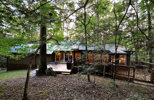 Townsend Cabine | Time Well Wasted - Une retraite dans les bois des montagnes