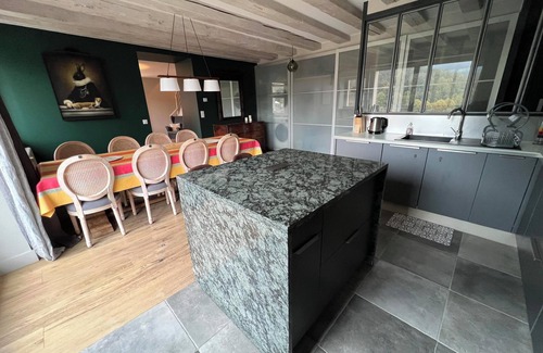 Besancon Appartement | Timeless Luxury in the Heart of the Old Town