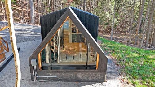 Wiscasset Maison | Tiny A-Frame Romantic Getaway