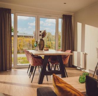 Municipality of Rijssen-Holten Chalet De Ski | Tiny Cabin with Hottub I 4 p