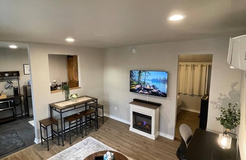 Harrison Cabine | Tiny Excursion Cabin 4 - Huron Hideaway