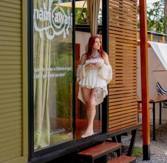 Pacuare Reserve Chalet De Ski | Tiny garden house