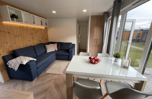 Riedenburg Maison | Tiny Haus Burgblick by Interhome