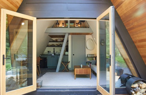 Freehold Cabine | Tiny Home A-Frame with Hot Tub in the Northern Catskills