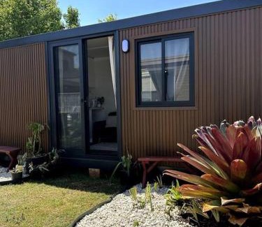 Brighton-le-Sands Maison | Tiny Home Beach Serenity!