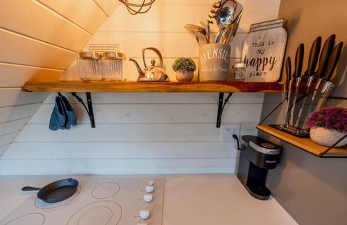 Town of Schodack Appartement | Tiny Home 2 hrs NYC and BOS Lakefront WIFI