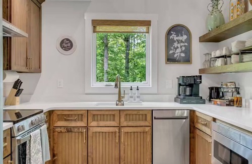 Tracy City Cabine | Tiny Home Getaway/Lake Access and Fire Pit
