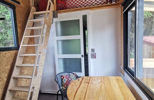 Verbiesles Maison | Tiny Home 'La Charmotte' avec terrasse privée, Wi-Fi et climatisation