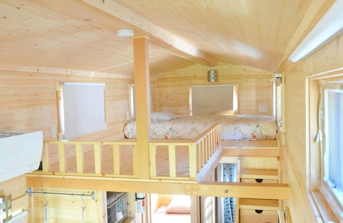 Shelton Maison | Tiny Home Organic Farm Stay Séjour en famille et à la ferme Produits frais à la ferme avec petit déjeuner chaud