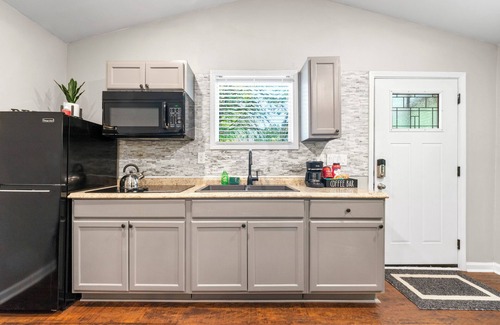 Lawrenceville Cabine | The Tiny Home Retreat