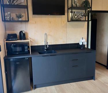 Lowburn Maison | Tiny home with mountain and orchard views