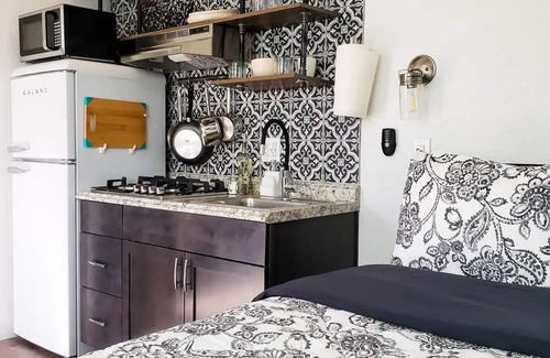Estrella Maison | Tiny Home with Wi-Fi 3 mi. from Downtown Phoenix