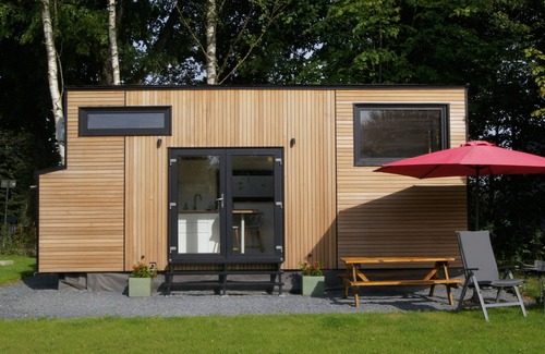 Saint-Leger Chalet De Ski | Tiny house de 2/4p en Gaume, proche des bois, ses sentiers (GR 129) et du golf