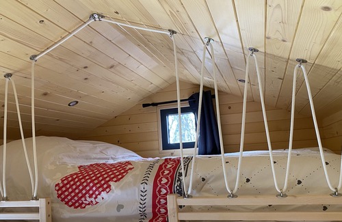 Foncine-le-Haut Cabine | Tiny House Avec Jacuzzi, en Plein Cœur de la Nature