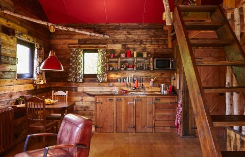 Tavigny Chalet De Ski | Tiny House Cetturu - 2-pers boshuisje op het domein van Bob & Henja